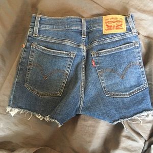 Levi’s shorts